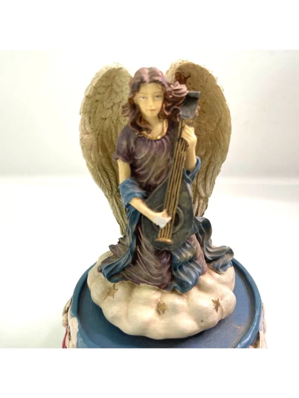 Vintage Grandeur Noel Renaissance Angel Music Box 81640 Plays Somewhere My Love